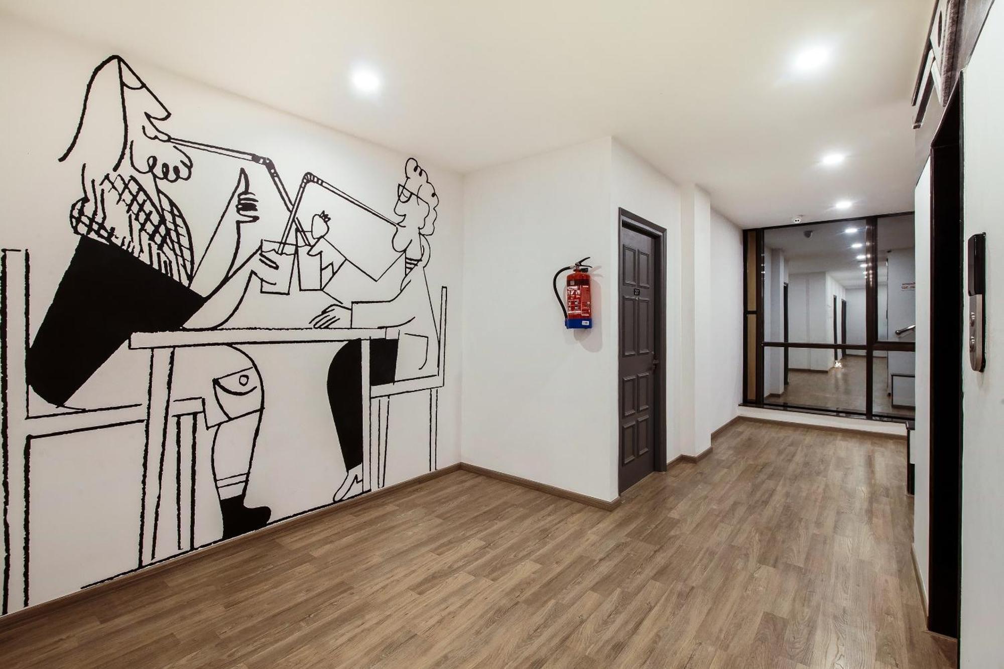 Townhouse Md Star Hotel Nagpur Bagian luar foto
